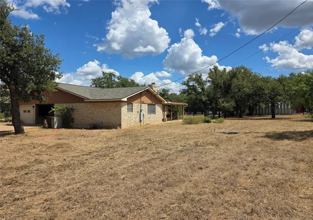 Photo 3 of Single family home for sale at 2830 Fm 690 Dv, Burnet, TX 78611 | MLS# 8442209 | Listing updated on 2026-09-25