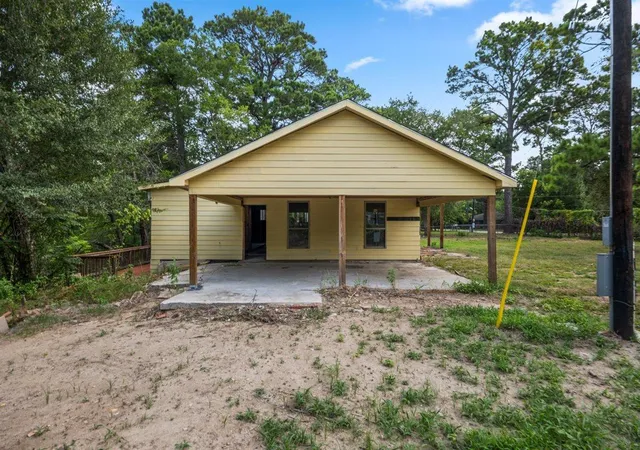 Photo 3 of Single family home for sale at 120 Faldyn St, Bastrop, TX 78602 | MLS# 2716478 | Listing updated on 2026-10-11