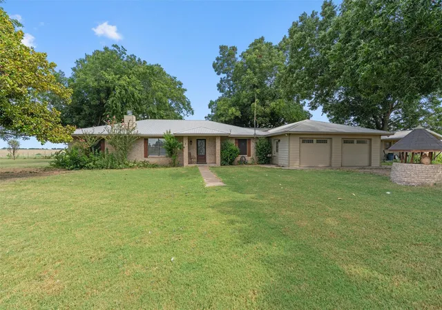2nd image of 451 County Road 416, Taylor, TX 76574 | MLS# 1872768