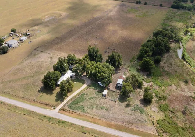 5th image of 451 County Road 416, Taylor, TX 76574 | MLS# 1872768
