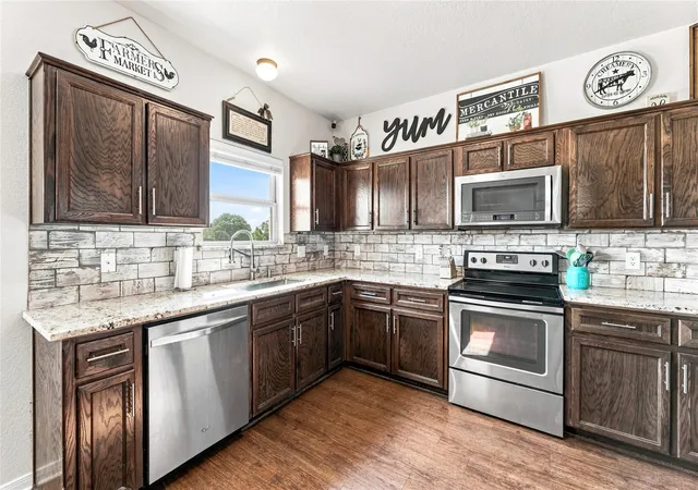 4th image of 206 Brizendine Ave, Florence, TX 76527 | MLS# 3169470
