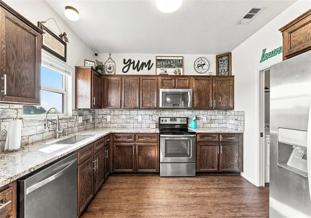 5th image of 206 Brizendine Ave, Florence, TX 76527 | MLS# 3169470