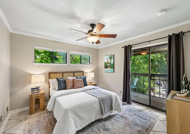 5th image of 2412 Enfield Rd, Austin, TX 78703