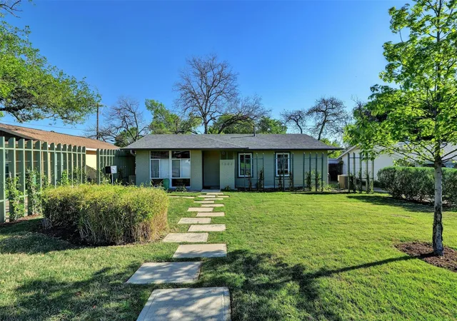 1st image of 1302 Berkshire Dr, Austin, TX 78723 | MLS# 5458454
