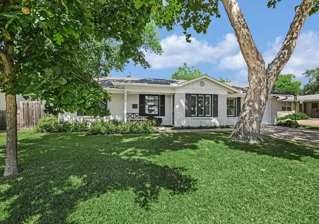1st image of 6604 Argentia Rd, Austin, TX 78757 | MLS# 6078147