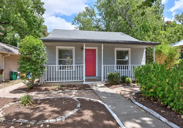Photo 1 of Single family home for sale at 708 Keasbey St, Austin, TX 78751 | MLS# 6125418 | Listing updated on 2026-09-06