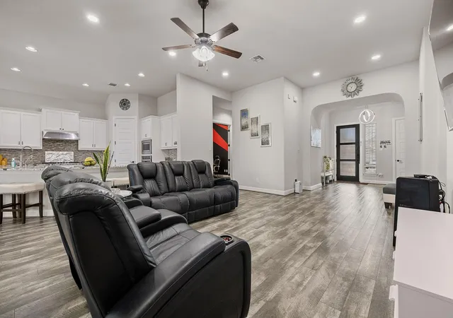 4th image of 3517 Tree Swallow Wy, Pflugerville, TX 78660 | MLS# 8735592