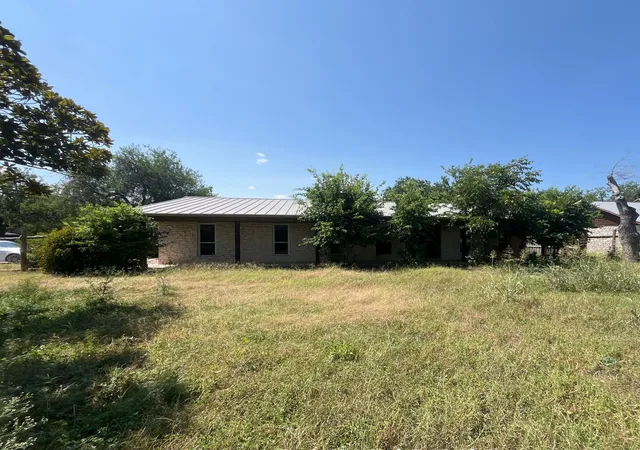 Photo 1 of Single family home for sale at 11802 Sleepy Holw Rd, Manchaca, TX 78652 | MLS# 2787930 | Listing updated on 2026-09-02