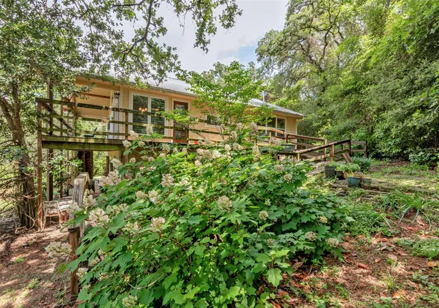 image of 9997 Calhoun Rd, Bryan, TX 77808 | MLS# 4701078