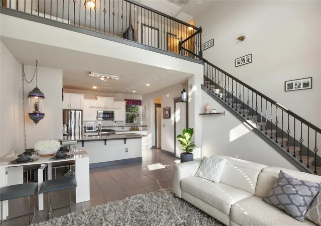 5th image of 10906 Brazoria Ln, Austin, TX 78717
