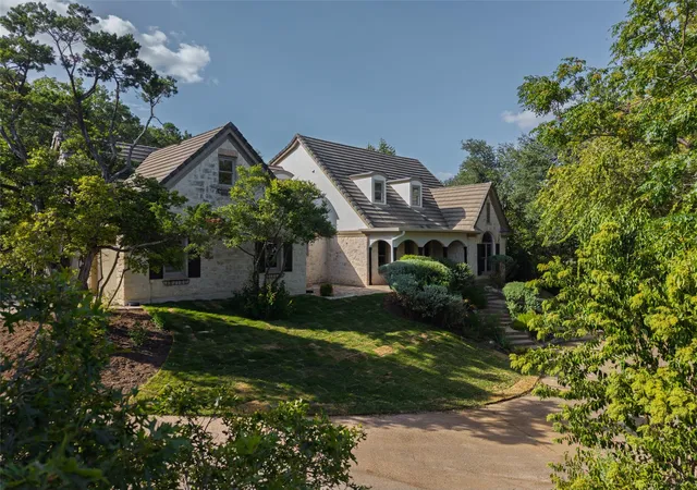 2nd image of 6702 Vireo Cv, Austin, TX 78746 | MLS# 4733787