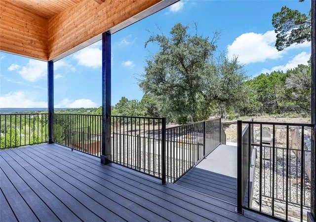 Photo 3 of Single family home for sale at 20202 Lincoln Cv, Lago Vista, TX 78645 | MLS# 2022882 | Listing updated on 2026-09-29