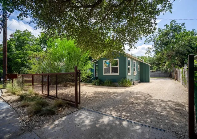 1st image of 719 Springdale Rd, Austin, TX 78702 | MLS# 5531816