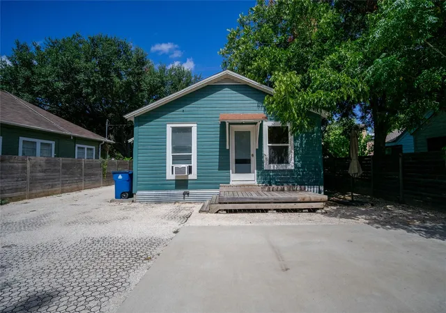 17th image of 719 Springdale Rd, Austin, TX 78702 | MLS# 5531816
