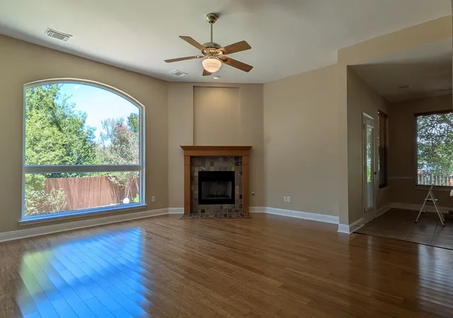 Photo 4 of Single family home for sale at 1322 Becca Teal Pl, Round Rock, TX 78681 | MLS# 3478262 | Listing updated on 2026-10-01