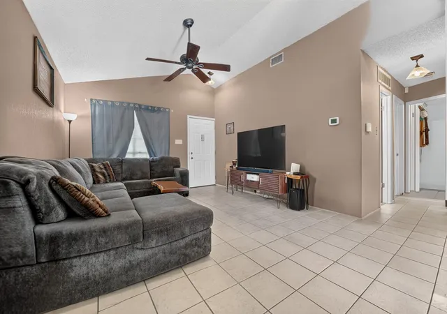 Photo 2 of Condo for sale at 1015 E Yager Ln #196, Austin, TX 78753 | MLS# 4142313 | Listing updated on 2026-08-22