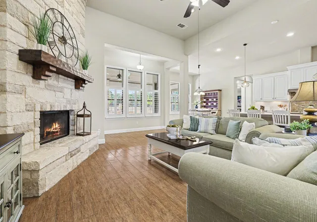 Photo 4 of Single family home for sale at 335 Bold Sundown, Liberty Hill, TX 78642 | MLS# 2990175 | Listing updated on 2026-10-07
