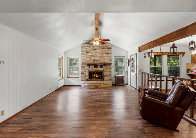 2nd image of 315 Caracara Dr, Buda, TX 78610 | MLS# 7303092