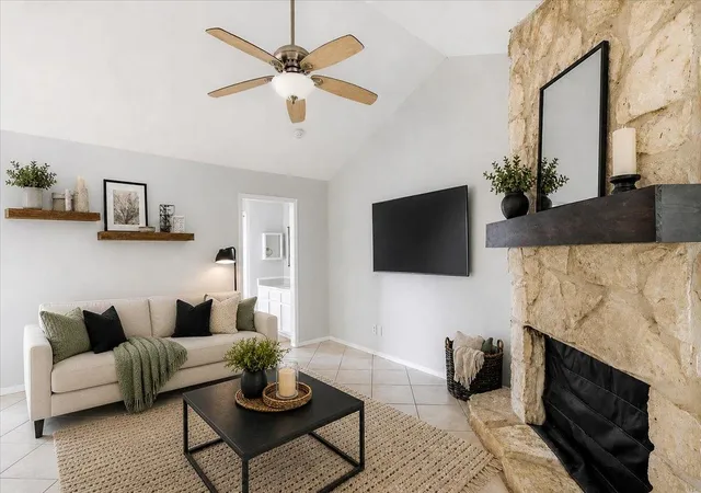 3rd image of 4307 S 1St St #206, Austin, TX 78745 | MLS# 9325329