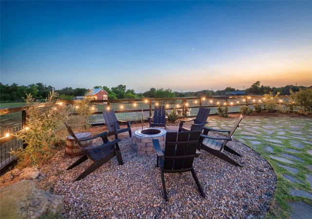 2nd image of 112 Roanoak Dr, Dripping Springs, TX 78620 | MLS# 8289207