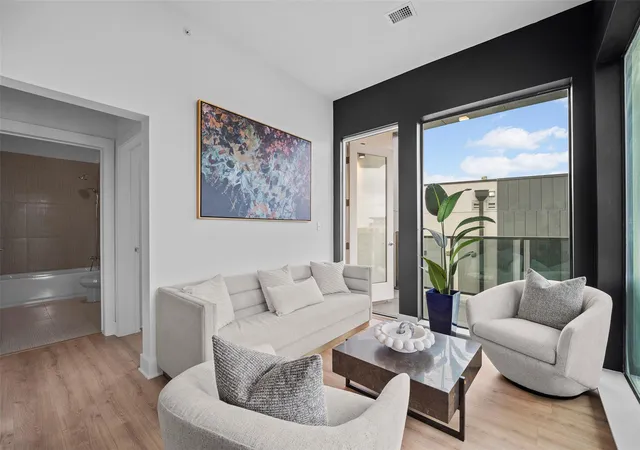 4th image of 3900 Berkman Dr #203, Austin, TX 78723 | MLS# 2842904