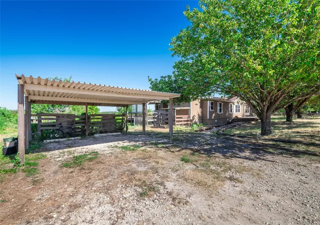 2nd image of 10512 Hibbs Ln, Manor, TX 78653 | MLS# 6365302