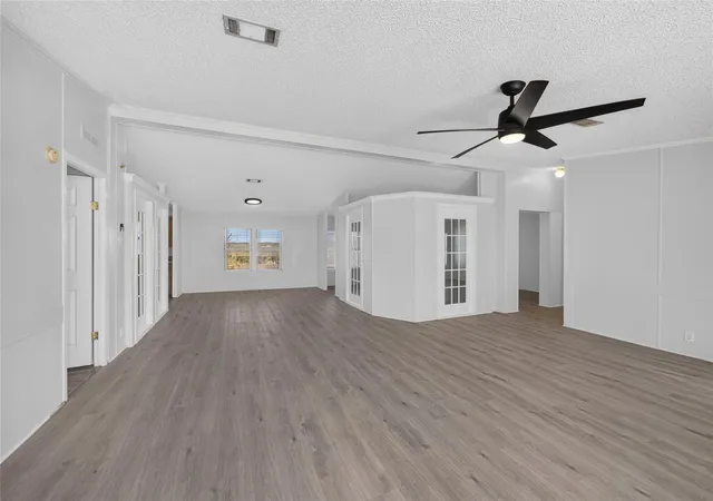 4th image of 10512 Hibbs Ln, Manor, TX 78653 | MLS# 6365302