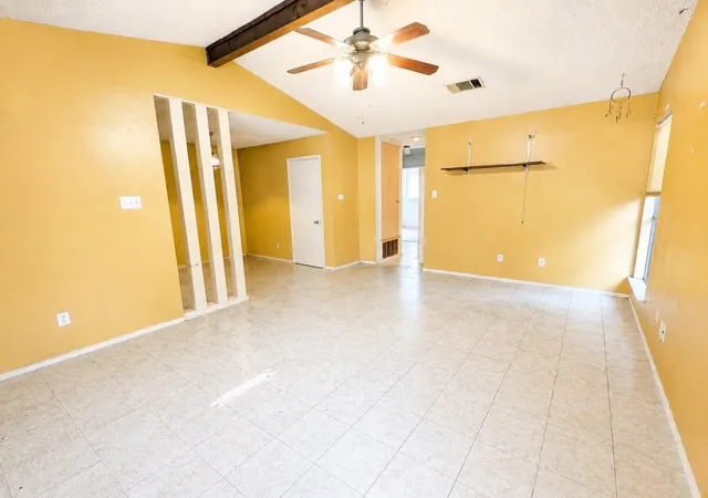 3rd image of 4009 Stonebridge Dr #B, Round Rock, TX 78681 | MLS# 4196632