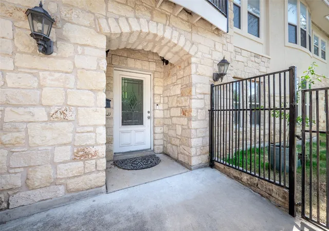4th image of 108 E 46Th St, Austin, TX 78751 | MLS# 8170758