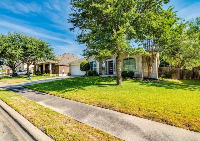 Photo 4 of Single family home for sale at 812 Dover Castle Ln, Pflugerville, TX 78660 | MLS# 1052535 | Listing updated on 2026-10-05