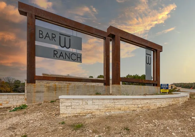 2nd image of 2432 Tumbleweed Bnd, Leander, TX 78641 | MLS# 5237977