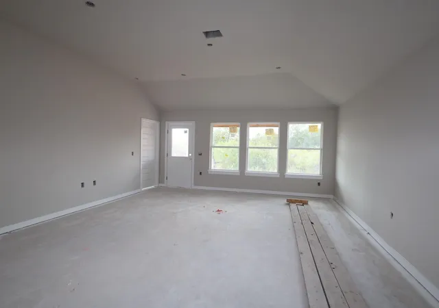 Photo 4 of Single family home for sale at 9400 Furman Dr, Austin, TX 78747 | MLS# 4260296 | Listing updated on 2026-09-22