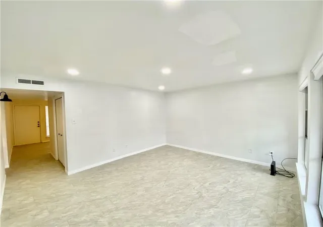 Photo 2 of Condo for sale at 6910 Hart Ln #403, Austin, TX 78731 | MLS# 7264994 | Listing updated on 2026-08-21
