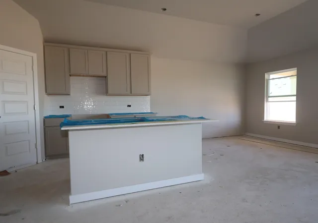4th image of 12204 Stilt Sandpiper Cv, Buda, TX 78610 | MLS# 7370004