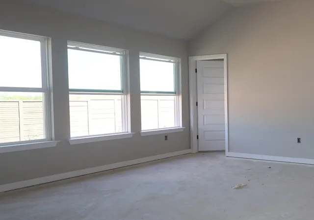 5th image of 12204 Stilt Sandpiper Cv, Buda, TX 78610 | MLS# 7370004