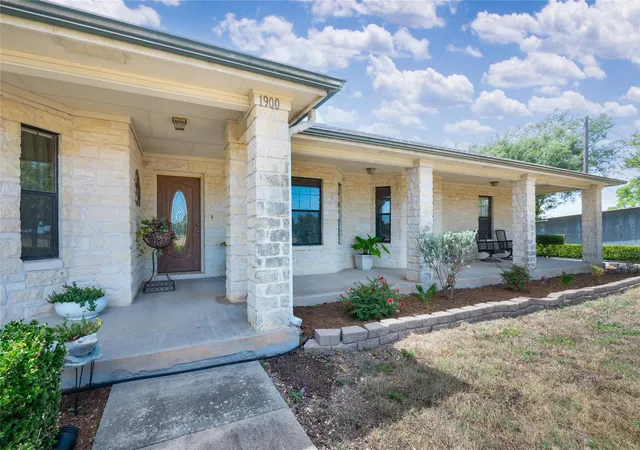 Photo 3 of Single family home for sale at 1900 County Road 130, Hutto, TX 78634 | MLS# 8531204 | Listing updated on 2026-10-27