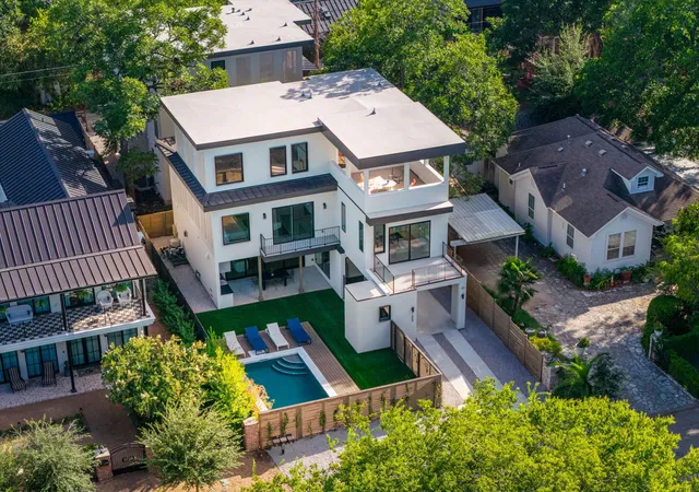 1st image of 1609 Canterbury St #1, Austin, TX 78702 | MLS# 3815161