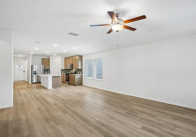 Photo 3 of Single family home for sale at 132 Woodbrook Dr, Georgetown, TX 78626 | MLS# 3716292 | Listing updated on 2026-10-18