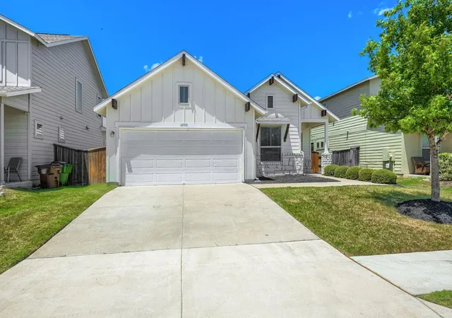 Photo 3 of Single family home for sale at 6000 Gerard Dr, Austin, TX 78744 | MLS# 5509431 | Listing updated on 2026-08-19