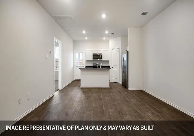3rd image of 142 Harrison Crossing #B, Kyle, TX 78640 | MLS# 2043362