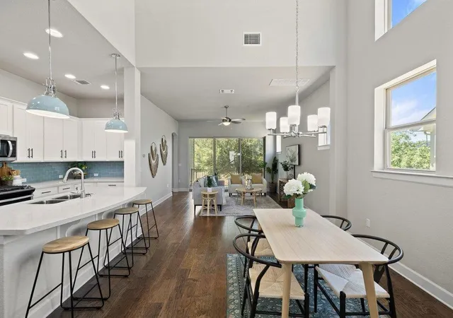 5th image of 5820 Harper Park Dr #43, Austin, TX 78735 | MLS# 1552290