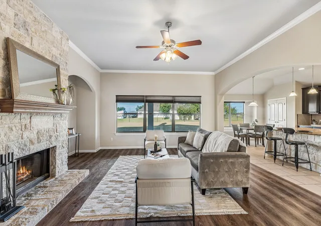 5th image of 100 S Buckboard St, Liberty Hill, TX 78642 | MLS# 3357810