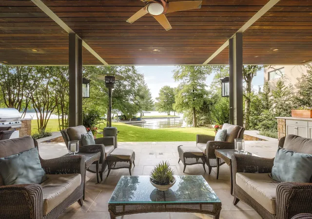 Photo 3 of Single family home for sale at 2905 Westlake Cv, Austin, TX 78746 | MLS# 7317883 | Listing updated on 2026-10-26