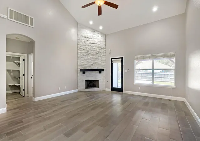 5th image of 18652 E Dry Pond Dr, Pflugerville, TX 78660 | MLS# 4319493