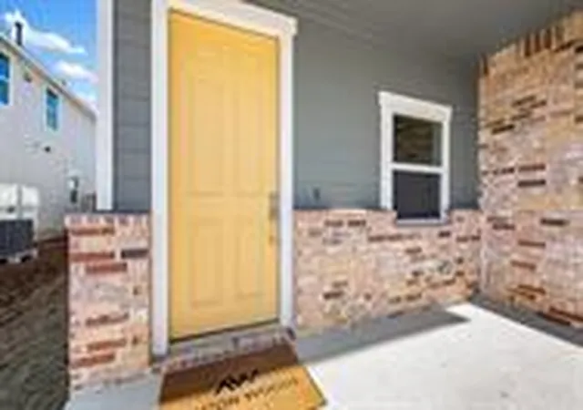 Photo 3 of Single family home for sale at 507 Palo Brea Loop, Hutto, TX 78634 | MLS# 9273363 | Listing updated on 2026-08-16