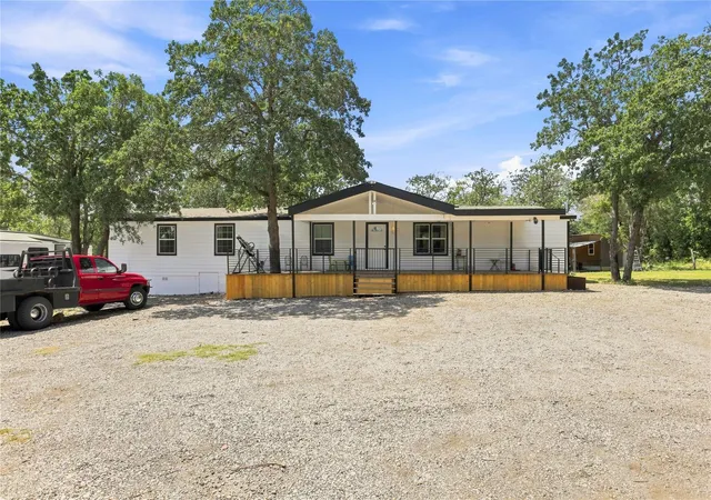 Photo 2 of Manufactured home for sale at 485 Bridgestone Ct, Lockhart, TX 78644 | MLS# 2155544 | Listing updated on 2026-09-05