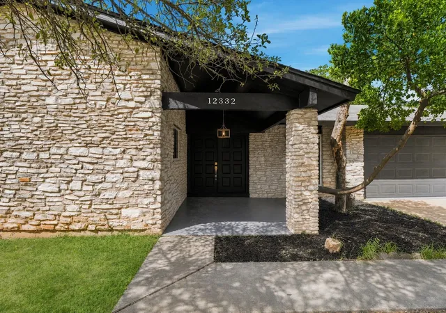 Photo 2 of Single family home for sale at 12332 Deerbrook Trl, Austin, TX 78750 | MLS# 4888598 | Listing updated on 2026-08-29