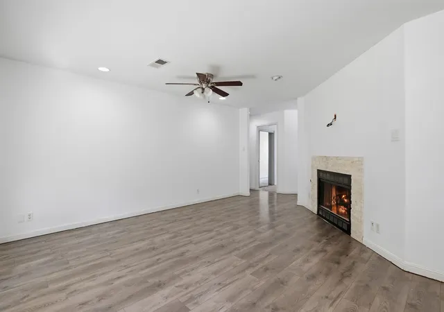 Photo 4 of Single family home for sale at 703 Post Oak Cir, Cedar Park, TX 78613 | MLS# 9465186 | Listing updated on 2026-10-05