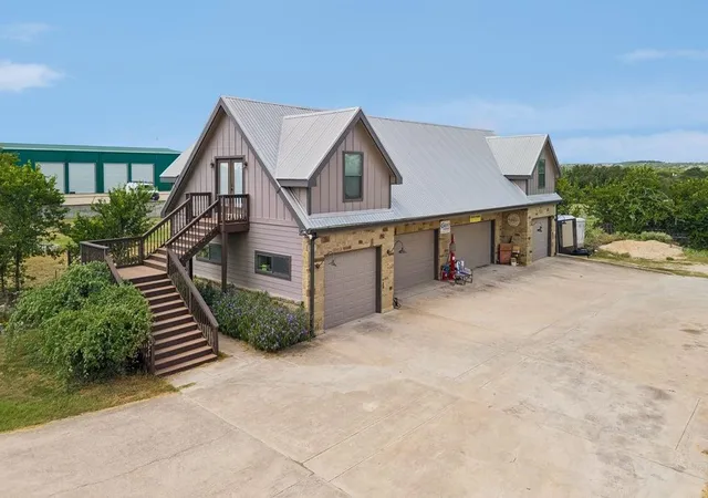 Photo 40 of Mansion for sale at 10111 Signal Hill Rd, Austin, TX 78737 | MLS# 8820472 | Listing updated on 2026-08-28