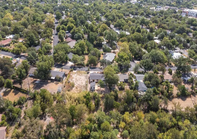 2nd image of 5112 Waterbrook Dr, Austin, TX 78723 | MLS# 4473362